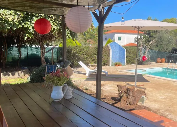 Casa Camélias Tortas * Castanheira de Pera